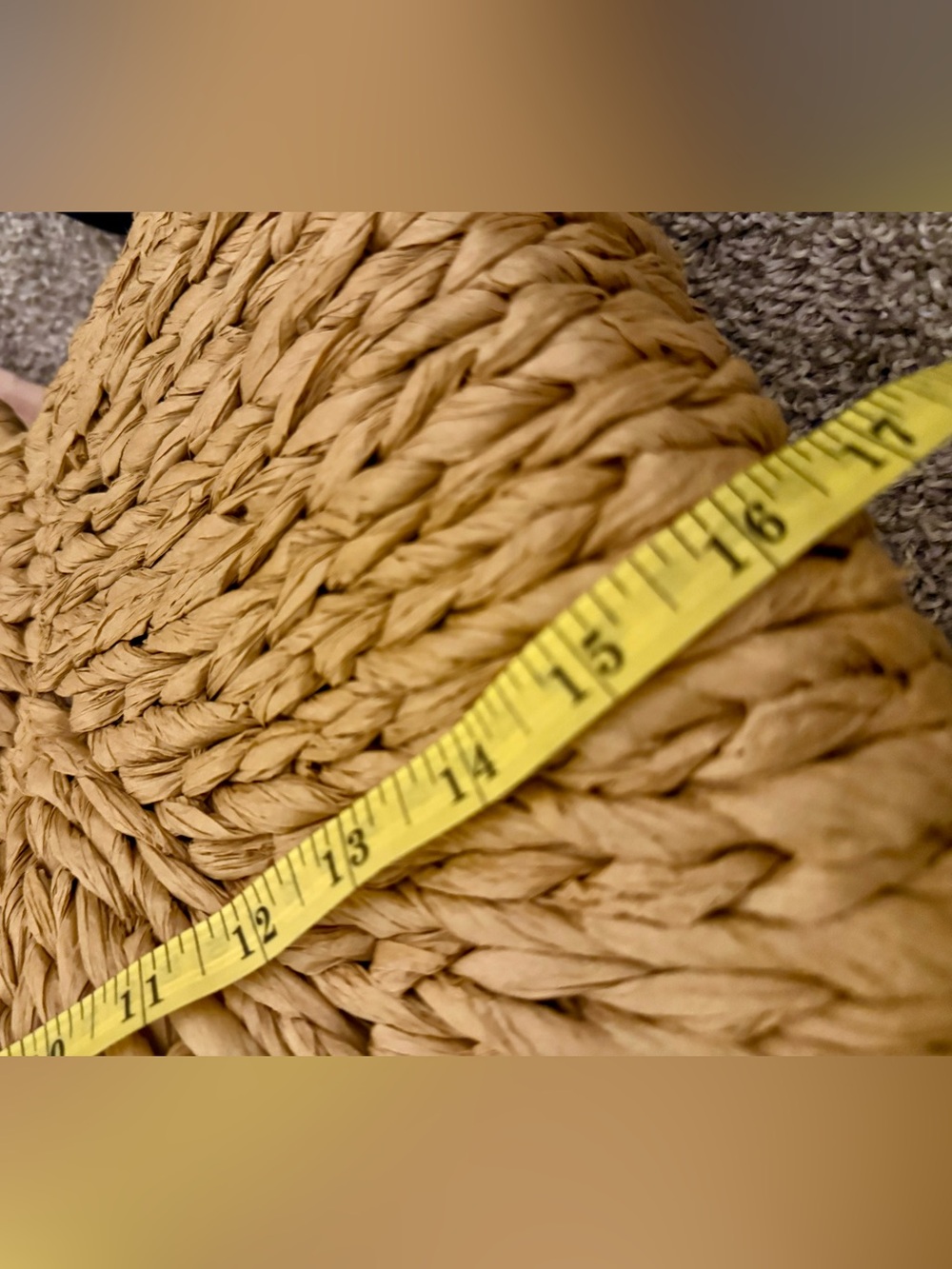 Haute Hippie tote bag made of woven raffia straw with circular double handles - Picture 8 of 10